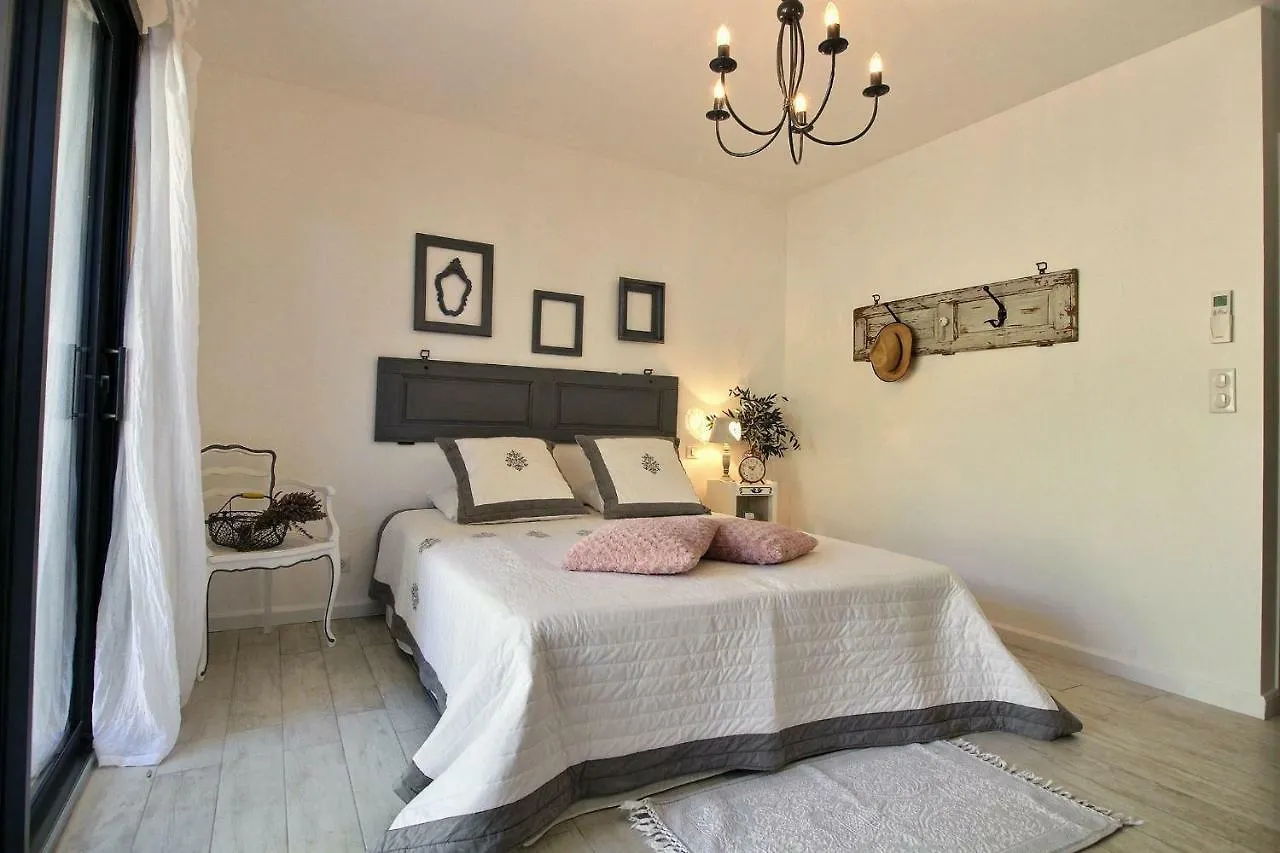 Alojamento de Acomodação e Pequeno-almoço La Villa Aux Oliviers Flayosc